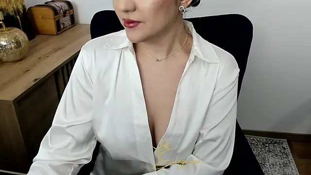 EnygmaVane online show from 12.15.25