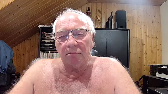Snapshot of biggandybig chatting on 07.07.26 biggandybig online show from 07.07.26