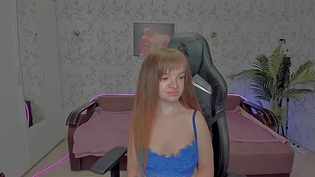 Eva Rosec online show from 12.11.24