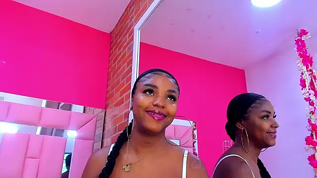 Snapshot of malu_horny_69 chatting on 03.16.25 malu horny 69 online show from 03.16.25