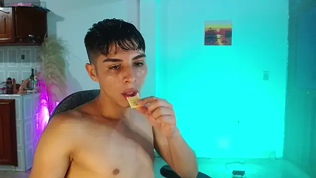 justin alexxx online show from 01.30.25