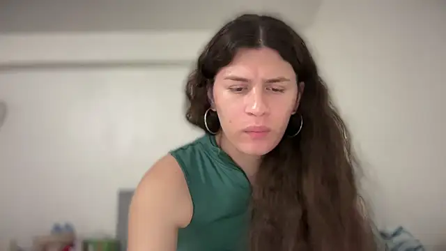 JaxcyVelez online show from 09.16.25