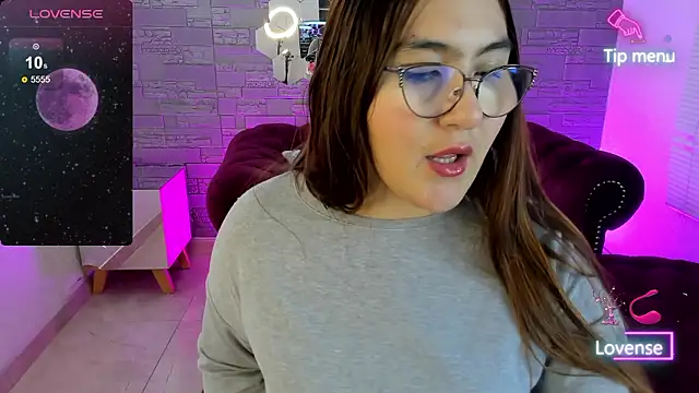 Snapshot of conniejames_m chatting on 02.10.26 conniejames m online show from 02.10.26