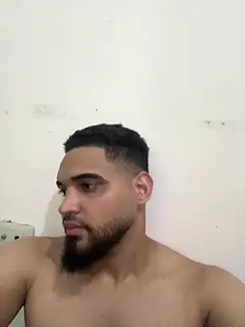 Snapshot of luismanuel_1998 chatting on 05.04.26 luismanuel 1998 online show from 05.04.26
