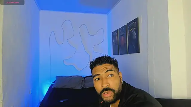 Snapshot of Xander_Str0ng chatting on 11.05.25 Xander Str0ng online show from 11.05.25