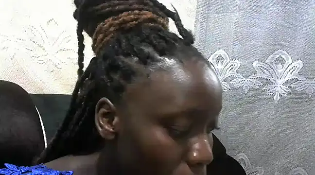 sexy butty  online show from 12.05.24