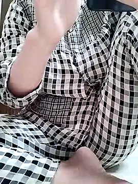 Snapshot of Mie610 chatting on 12.03.24 Mie610 online show from 12.03.24