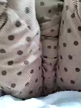 Snapshot of Mie610 chatting on 01.12.25 Mie610 online show from 01.12.25