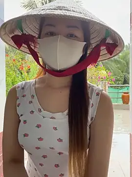 BabyThree  online show from 11.13.25