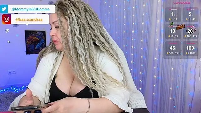 misskaassandraa online show from 01.02.25