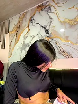 liss hot  online show from 10.11.25