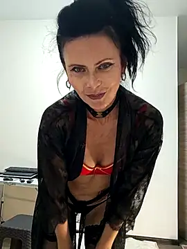 Snapshot of GannaWind chatting on 12.05.25 GannaWind online show from 12.05.25