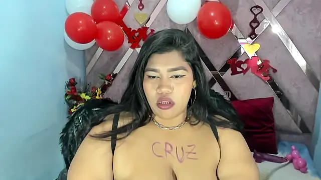 Snapshot of chanel_hot_001 chatting on 02.15.25 chanel hot 001 online show from 02.15.25