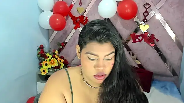 Snapshot of chanel_hot_001 chatting on 02.15.25 chanel hot 001 online show from 02.15.25