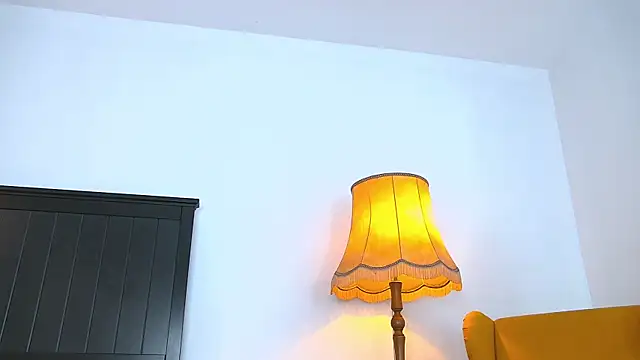 Snapshot of Yanira_Muslim chatting on 09.10.25 Yanira Muslim online show from 09.10.25