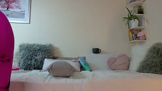 KatBigBum online show from 01.02.25