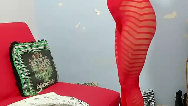 Latin Mature975 online show from 11.13.25