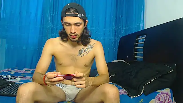 Snapshot of Hot_Sharks_ chatting on 10.29.25 Hot Sharks online show from 10.29.25