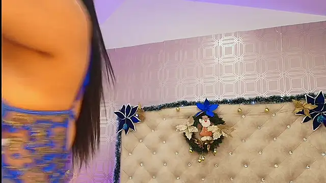 Sara Desire online show from 01.02.25