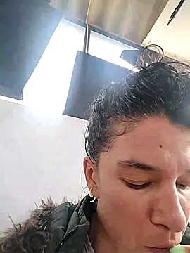 rebekka simpson online show from 03.05.25