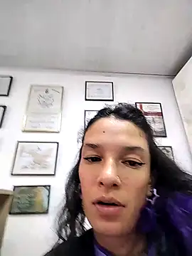 rebekka simpson online show from 04.10.26