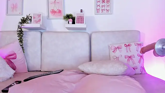 Malka Burning online show from 10.14.25