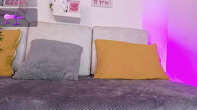 Malka Burning online show from 04.17.26