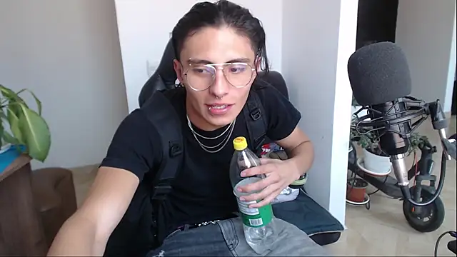 jay dimarco2 online show from 02.08.26