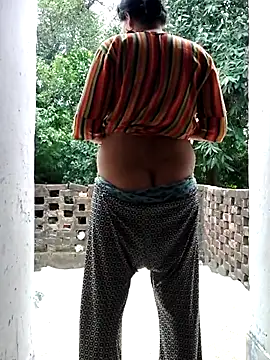 Snapshot of Hot-rubina chatting on 10.02.25 Hot-rubina online show from 10.02.25