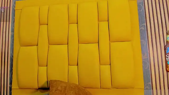 kriixtybrown online show from 03.15.26