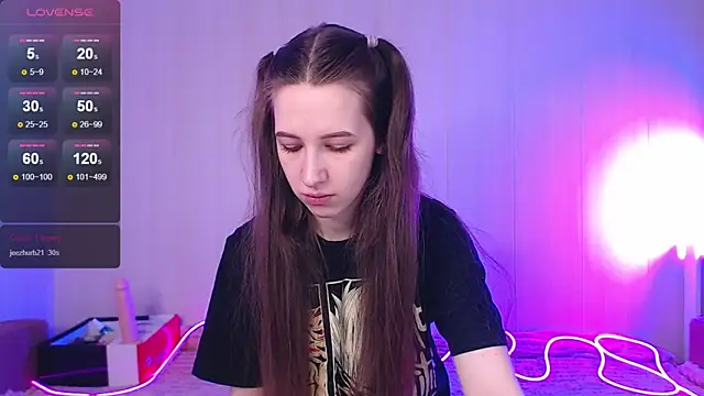 ur kitty   online show from 12.03.25