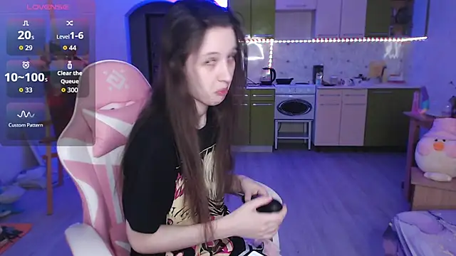 ur kitty   online show from 04.03.26