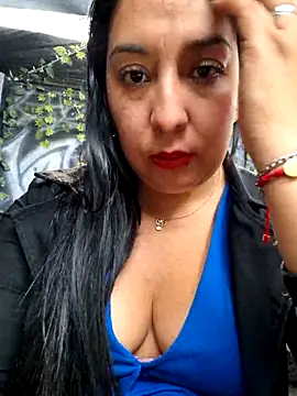 Bella keny online show from 11.19.25