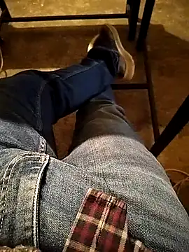 A man in public online show from 02.25.26