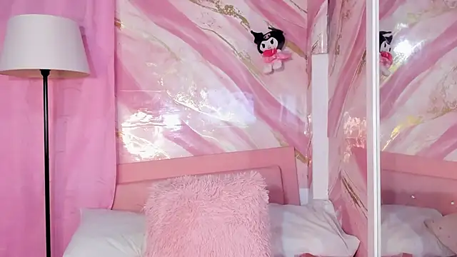 Snapshot of JessyZoe chatting on 11.02.25 JessyZoe online show from 11.02.25