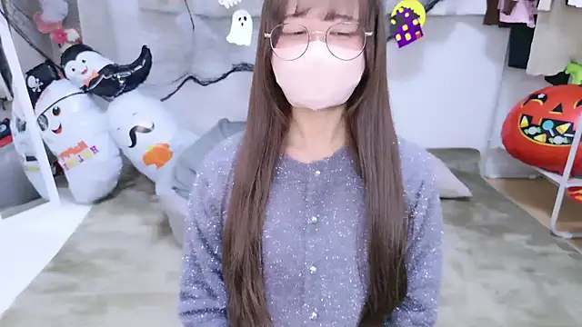 chihiro ri online show from 10.29.25