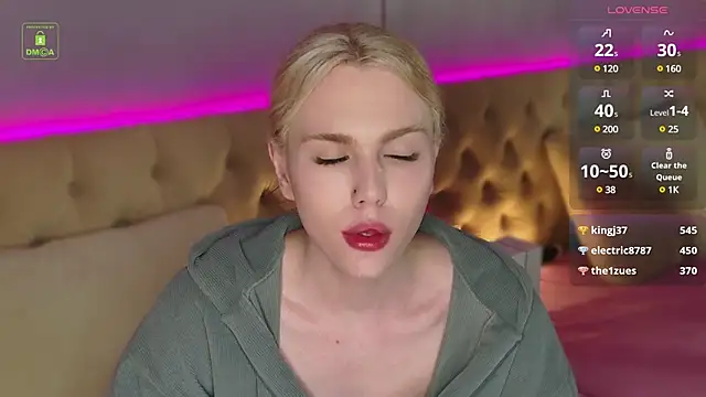 DanielPaige  online show from 01.10.25