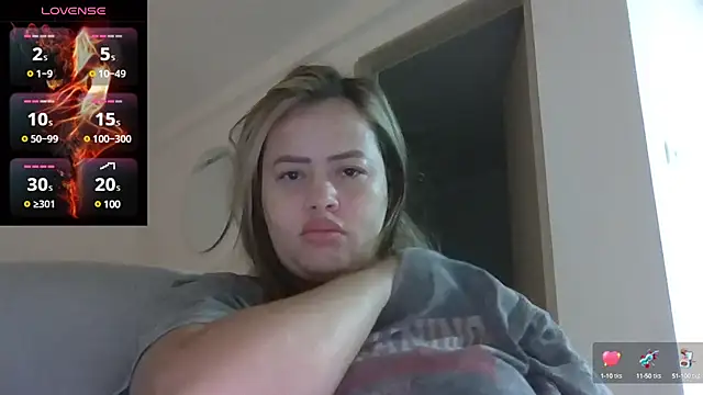 Snapshot of saramartinez1000 chatting on 03.01.25 saramartinez1000 online show from 03.01.25