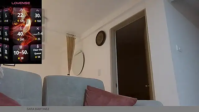 saramartinez1000 online show from 11.13.25