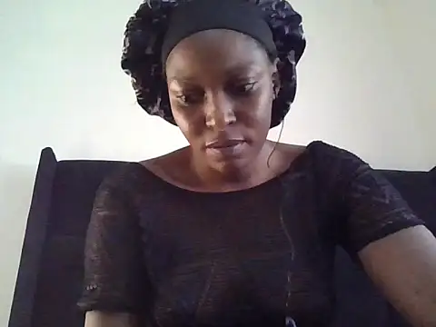 Midnight Clique  online show from 10.10.25