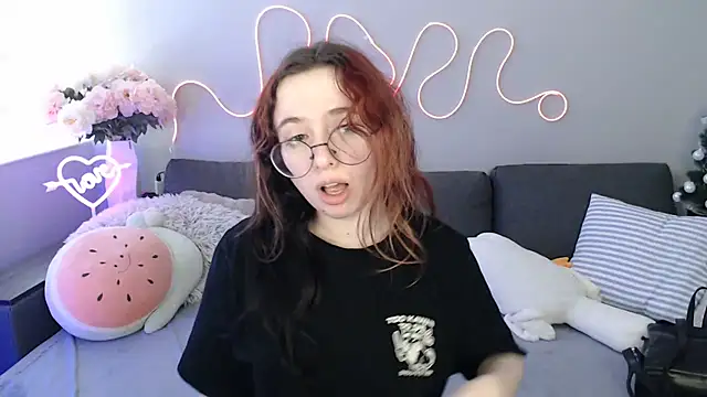 Mini Diva online show from 03.02.26