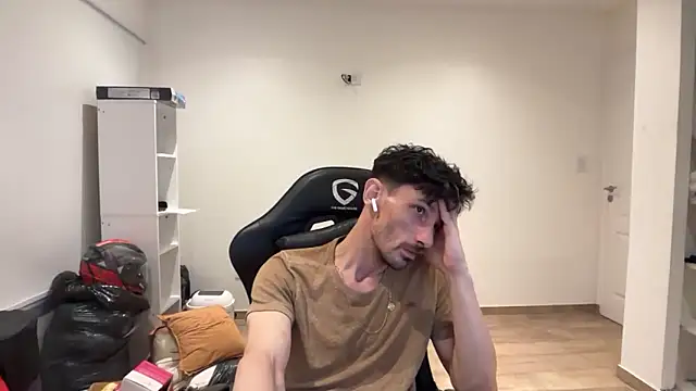 nicolaaaaas online show from 11.27.25