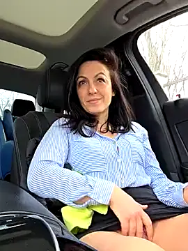 lovewildguy1 online show from 03.18.25