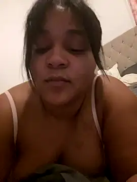 yourfavlightskinn online show from 11.22.25