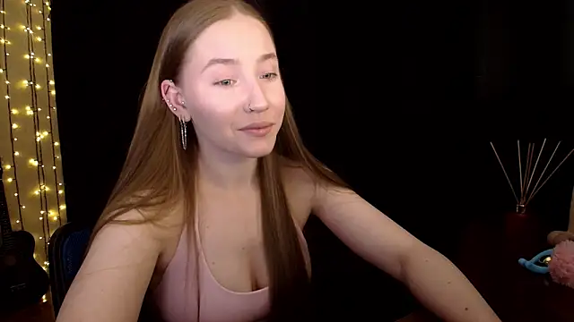 SindiWatsoon online show from 04.15.26