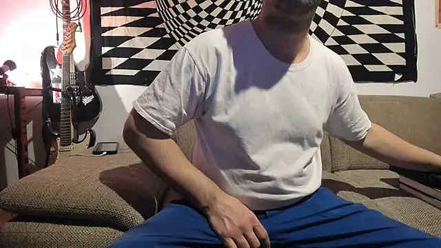 Snapshot of soulfuck92 chatting on 12.17.24 soulfuck92 online show from 12.17.24