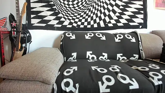 Snapshot of soulfuck92 chatting on 09.15.25 soulfuck92 online show from 09.15.25