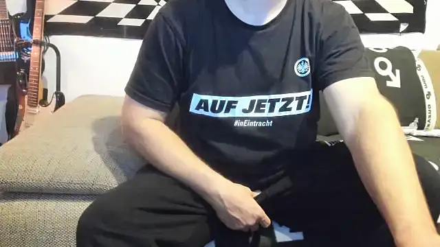 Snapshot of soulfuck92 chatting on 10.11.25 soulfuck92 online show from 10.11.25