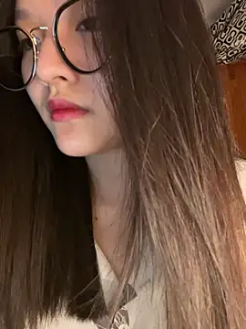 Snapshot of Krixxi22 chatting on 09.28.25 Krixxi22 online show from 09.28.25