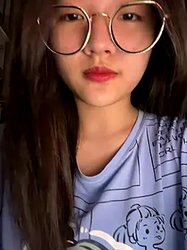 Snapshot of Krixxi22 chatting on 10.09.25 Krixxi22 online show from 10.09.25